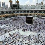 10) Over 1000 Pilgrims in the Hajj Have Died So Far From Heat