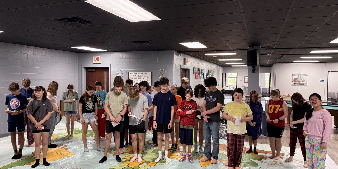 10) Feature A Giant World Prayer Floor Map At Your Next Event